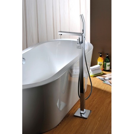 FREESTANDING SQUARE BATH TAP