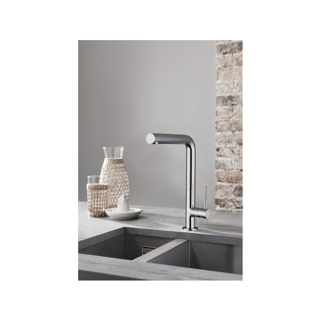 SILVER KITCHEN TAP MONOMAND.